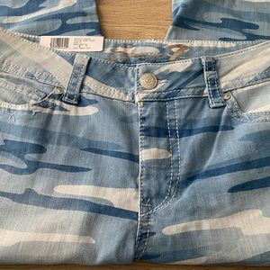 NWT Women’s Seven 7 Skinny Crop Jeans